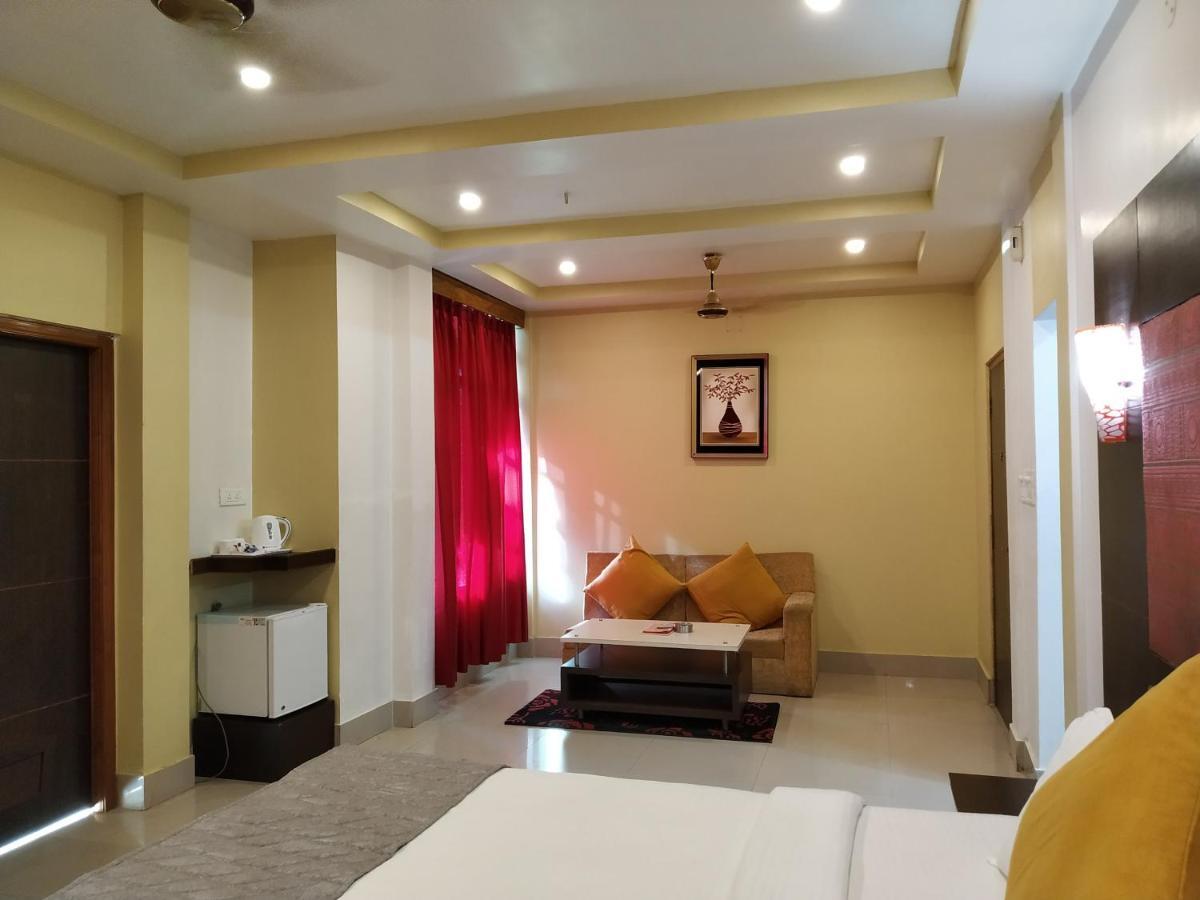 Hotel Sc Continental Itanagar Exterior photo